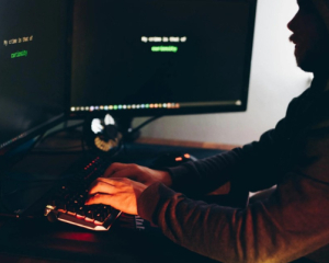 &quot;Протидіємо постійно&quot;: у Канаді заявили про викриття розвідників із Росії