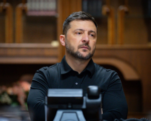 Зеленский проведет Ставку и встретится с депутатами &quot;Слуги народа&quot;