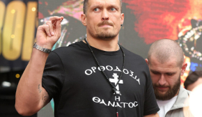 Усик прокоментував відмову від титулу WBO