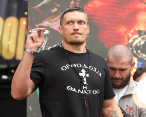 Усик підтвердив відмову від титулу WBO