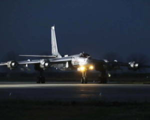 Россияне готовятся к очередному ракетному удару по Украине - бомбардировщики уже в небе