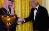 Трамп оправдал саудовского принца в причастности к убийству. Тот увеличил сумму инвестиций