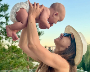 Бывшая Дзидзьо выложила редкие фото с маленьким сыном