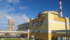 Українські АЕС знизили потужність через обстріли енергетики