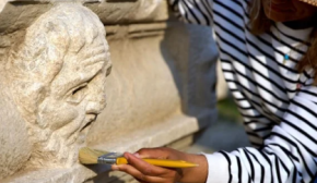 Рельєфи масок розкрили культурний розвиток Кастабали під впливом Риму