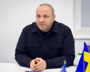 Умєров повернувся в Україну