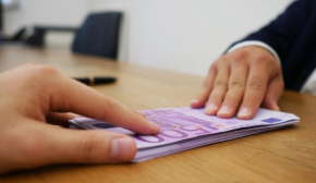 Україна вичерпає гроші вже в лютому - ЗМІ