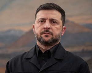 Зеленский встретился со &quot;Слугами народа&quot;: о чем говорили