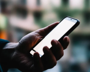 РФ посилила тиск на цивільних у Генічеську: вимагають встановити додаток Мах