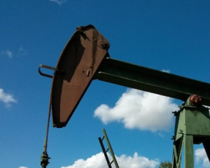 Цены на нефть в мире отреагировали падением на фоне возможного мира между РФ и Украиной