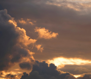 Дощі та мокрий сніг: в Україні погіршиться погода