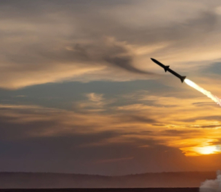 У Києві є влучання в житловий будинок