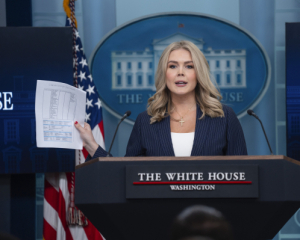 Трамп хоче завершити війну, а не безкінечно постачати зброю Україні - Левітт