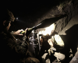 Ворог тисне з усіх боків і намагається просуватися на Лиманському напрямку - Генштаб