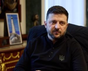 Зеленский заявил о необходимости внести изменения в план обороны Украины