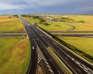 В Украине появится первая платная автомобильная дорога
