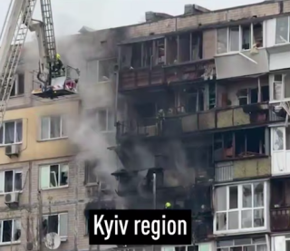 РФ випустила по Україні 1400 дронів, 1100 КАБів та 66 ракет за тиждень - Зеленський