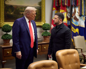 Киев настаивает на личном контакте Зеленского с Трампом - СМИ