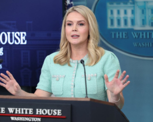 У Трампа заявили об оптимизме в переговорах по завершению войны в Украине