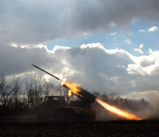 На фронті за добу відбулося понад 200 бойових зіткнень - свіжі карти війни