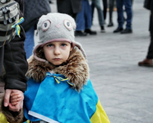 Рождаемость падает до исторического минимума: Украина на пороге демографической пропасти