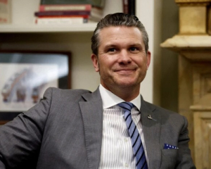 &quot;Ужин мечты&quot;: Гегсет хочет посадить за один стол Трампа, Путина и Зеленского