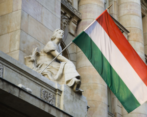 Министр обороны Венгрии заявил, что Украина &quot;проиграла войну&quot; России