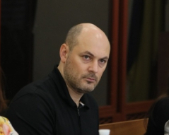 Суд звільнив з-під варти детектива НАБУ Руслана Магамедрасулова