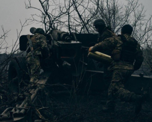 Ворог посилює натиск і намагається просунутися по всій лінії фронту - Генштаб