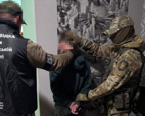 Зрадник намагався підірвати авто з українськими воїнами