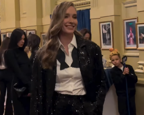 Осадча в блискітках, а Квіткова - оперна діва. Найяскравіші образи зірок з концерту Монатіка