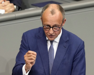 Мерц: замороженные активы РФ должны остаться в ЕС для поддержки Украины