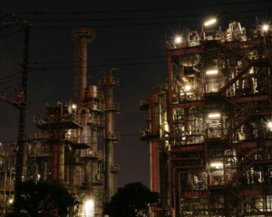 Індія через санкції проти &quot;Роснефти&quot; та &quot;Лукойлу&quot; зменшує закупівлі російської нафти до мінімуму - ЗМІ