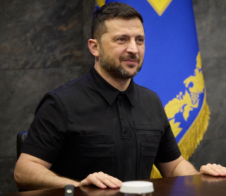 Зеленський оголосив про нову відзнаку для &quot;Громад-рятівників&quot;