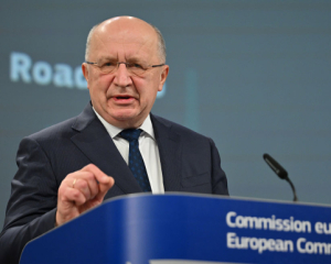 Европа должна подготовить собственный план завершения войны, а не ждать США - Кубилюс