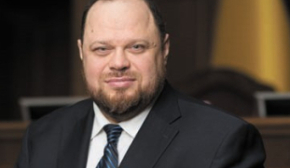 Стефанчук підписав держбюджет-2026: зарплати вчителів зростуть до 30 тис. грн