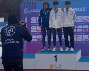 На юніорському Кубку світу з ковзанярського спорту здобув медаль 17-річний українець