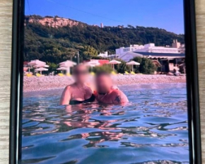 Депутат понад два тижні перебував із родиною на відпочинку, прикриваючись відрядженням