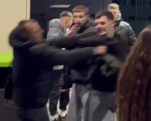 Молодые люди напали на артистов хора: что известно