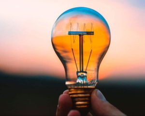 Росіяни масовано обстріляли Суми: місто повністю знеструмлене