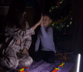 Антоніна Хижняк показала, як проводить час із сином під час блекауту