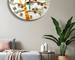 Где нельзя хранить деньги: три худших места в доме