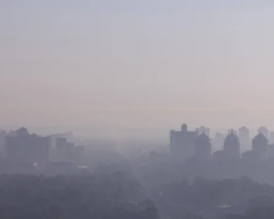 Туман у Києві: оголошено жовтий рівень небезпеки