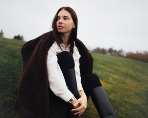 "В обіймах землі" - Катерина Усик опублікувала ніжні знімки на тлі української природи