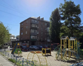 Потребує ремонту, але жити можна: який вигляд має квартира за 5 тис. грн у Києві