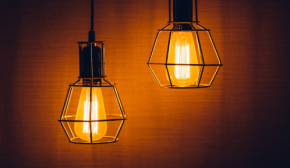 Енергетики запроваджують погодинні відключення по всій Україні