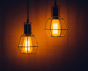 Энергетики вводят почасовые отключения по всей Украине