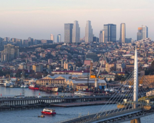 Стамбул визнали найзавантаженішим містом світу на дорогах