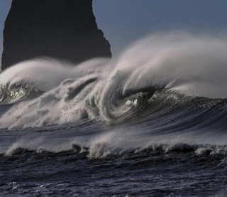 Японія під загрозою цунамі після потужного землетрусу