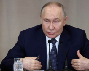 Россия приближается к бюджетному кризису: энергетические доходы стремительно падают